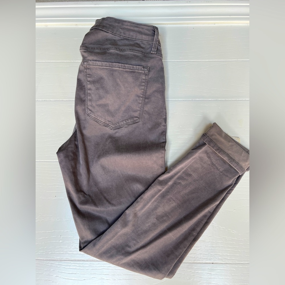 Old Navy Rockstar super skinny high rise slim pockets Sateen Greystone. 6